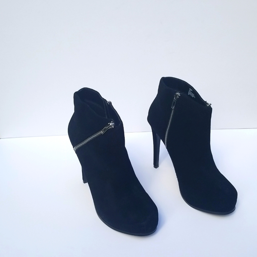 Steve madden showie black suade heels